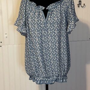 Max Studio Sz Lg Blue Floral Ruffle Sleeve Peasant Top